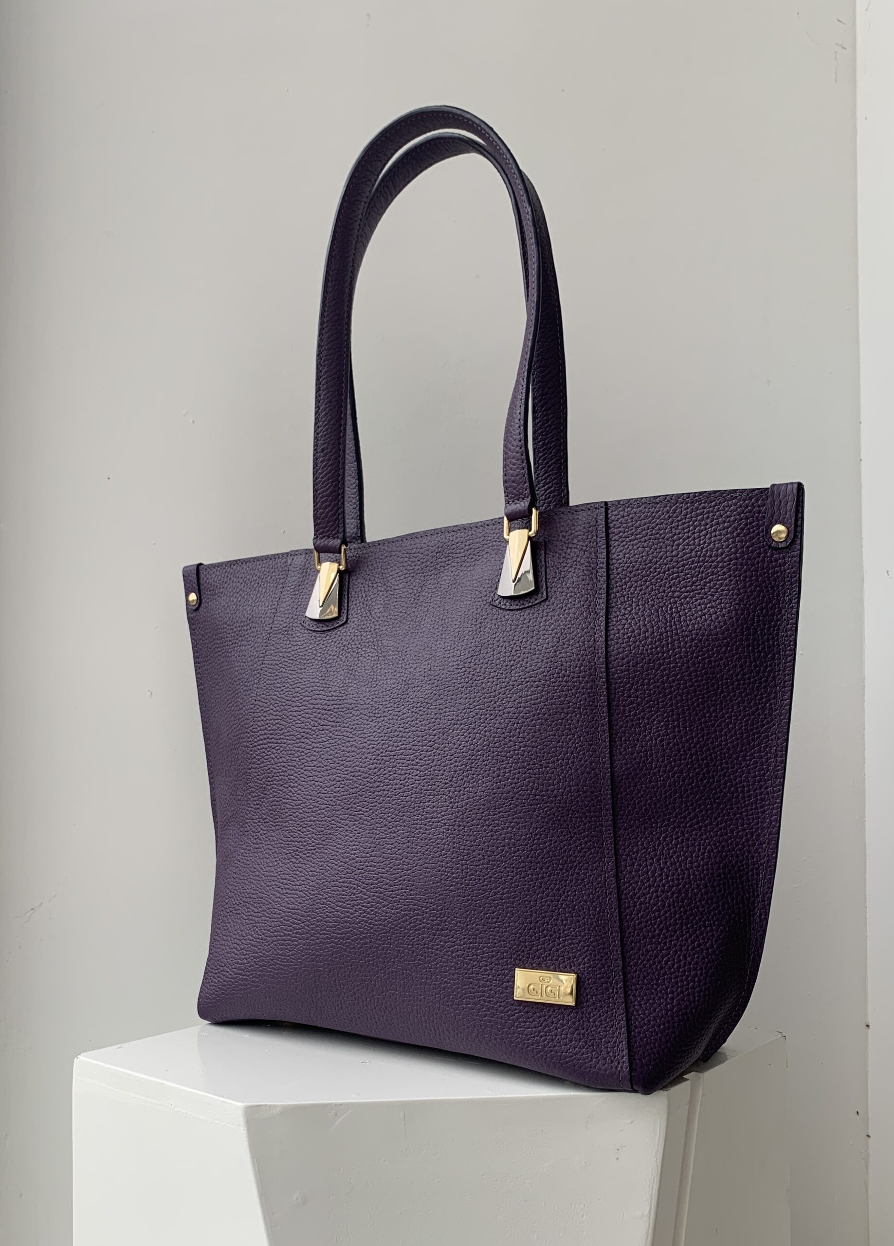 Grand Tote 3D